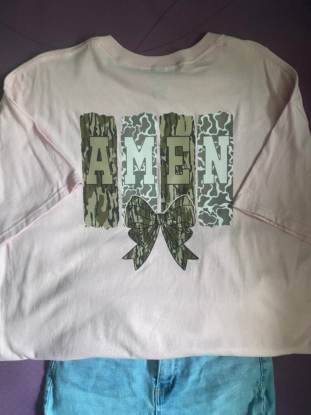 Pre-made Front pocket and back bow and amen camo tshirt